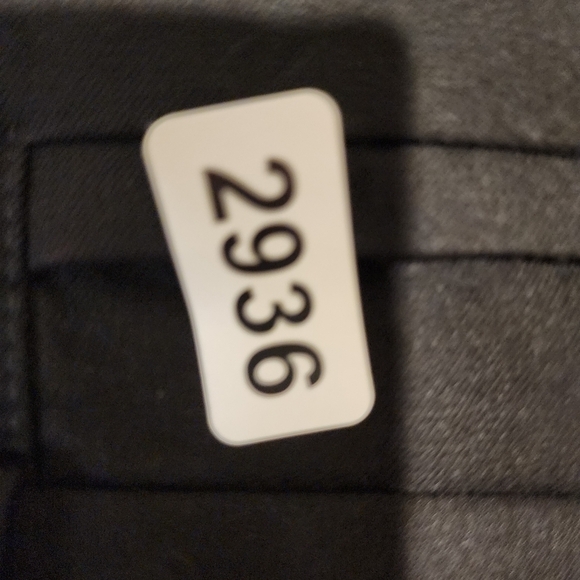 Banana Republic black capri slim fit pant size 10P - Picture 12 of 12